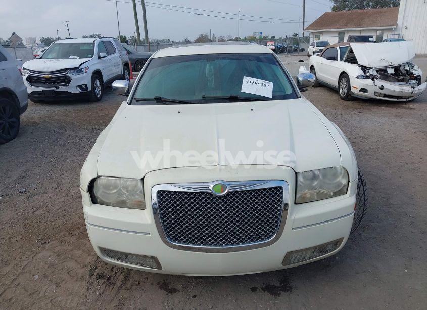 Photo 12 of 2008 Chrysler 300 TOURING (VIN 2C3LA53G08H236160)