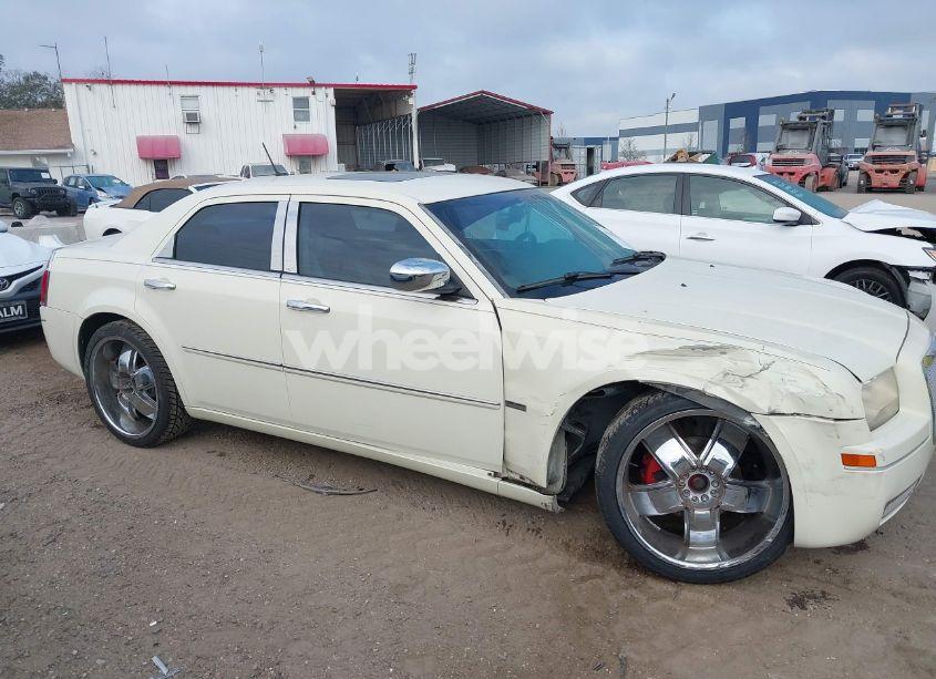 Photo 13 of 2008 Chrysler 300 TOURING (VIN 2C3LA53G08H236160)