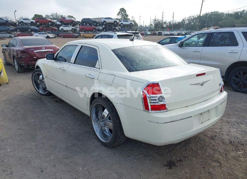 Photo 3 of 2008 Chrysler 300 TOURING (VIN 2C3LA53G08H236160)