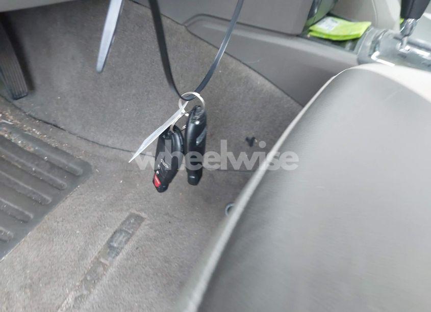 Photo 11 of 2008 Chrysler 300 TOURING (VIN 2C3LA53G28H273811)