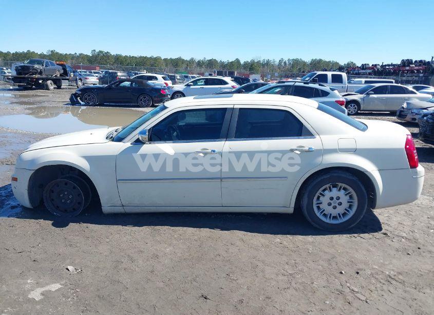 Photo 14 of 2008 Chrysler 300 TOURING (VIN 2C3LA53G58H165408)