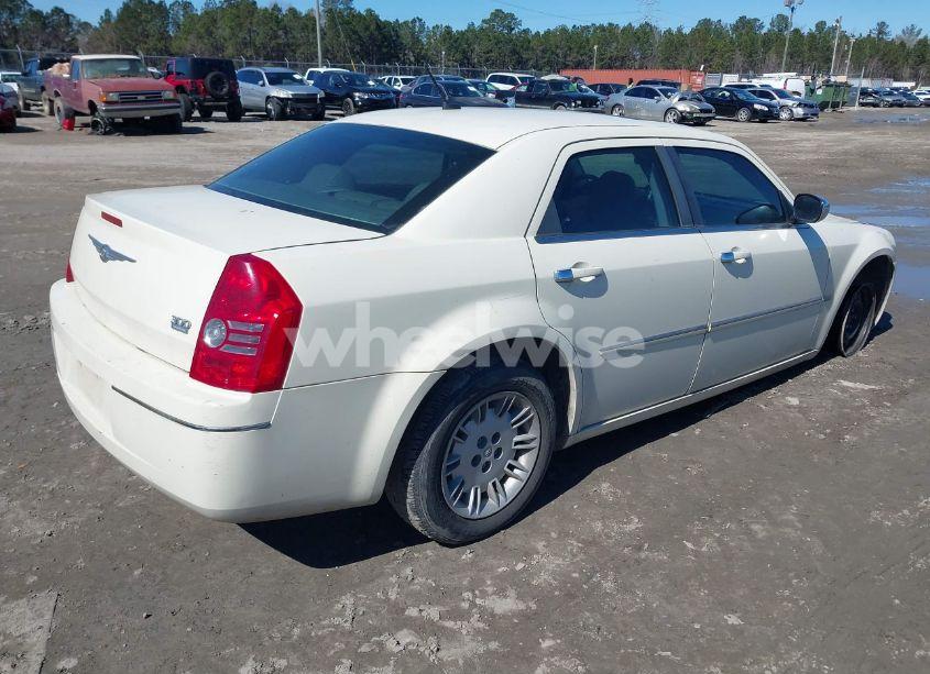 Photo 4 of 2008 Chrysler 300 TOURING (VIN 2C3LA53G58H165408)