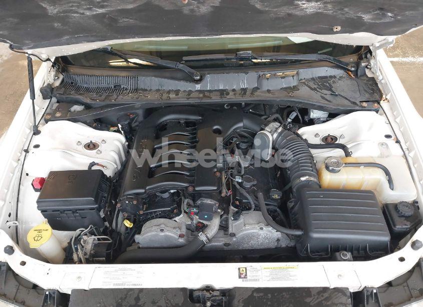 Photo 10 of 2008 Chrysler 300 TOURING (VIN 2C3LA53G58H211089)