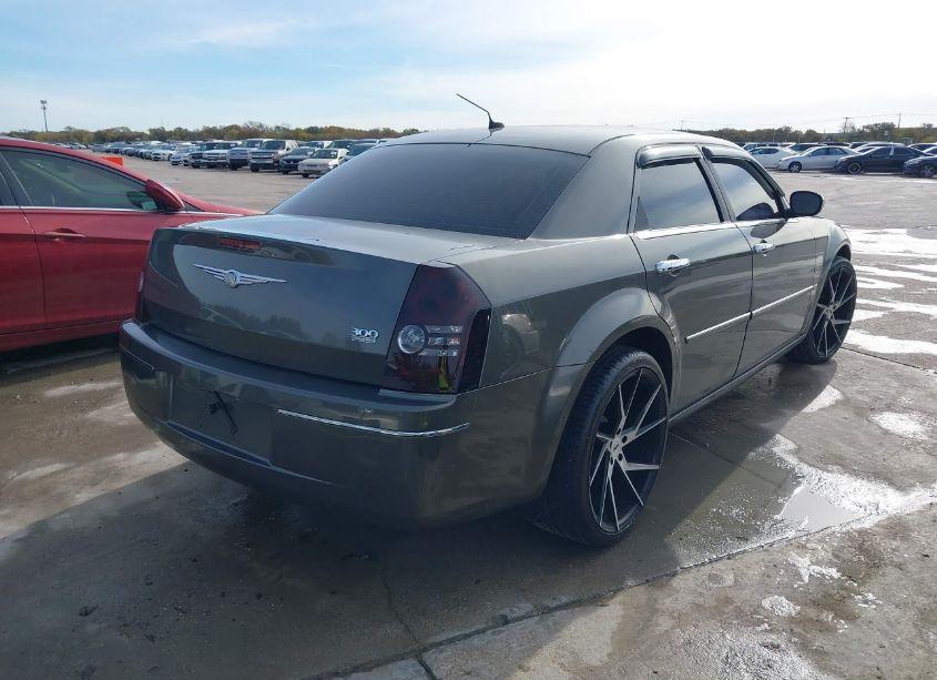 Photo 4 of 2008 Chrysler 300 TOURING (VIN 2C3LA53G98H313057)