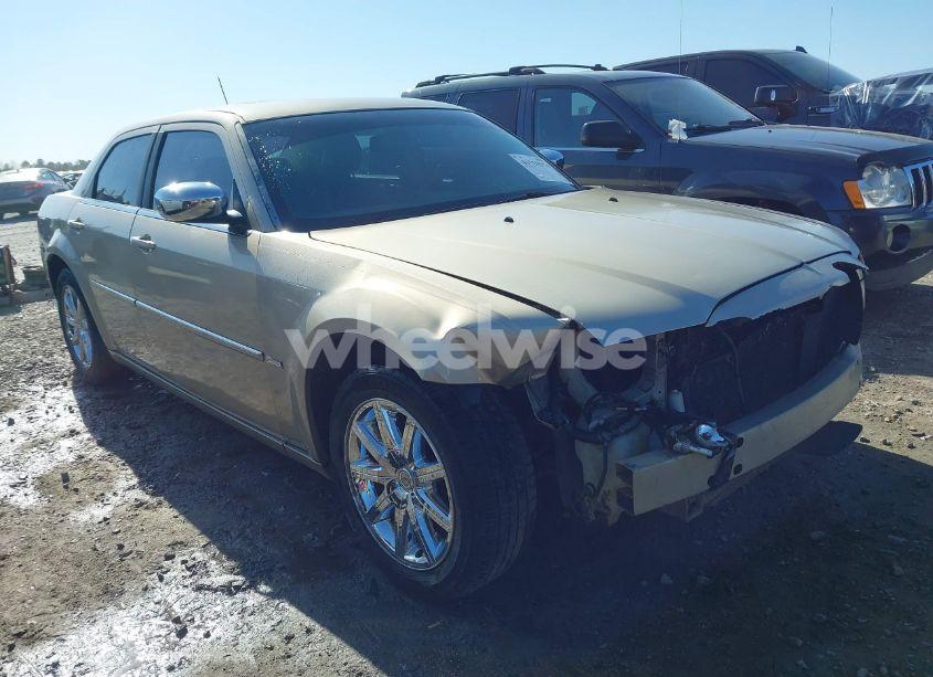 2008 Chrysler 300 TOURING (VIN 2C3LA53GX8H170118) main photo