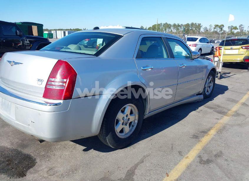 Photo 4 of 2006 Chrysler 300c N/A (VIN 2C3LA63H06H249910)