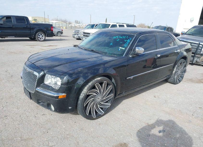 Photo 2 of 2008 Chrysler 300c HEMI (VIN 2C3LA63H08H331882)