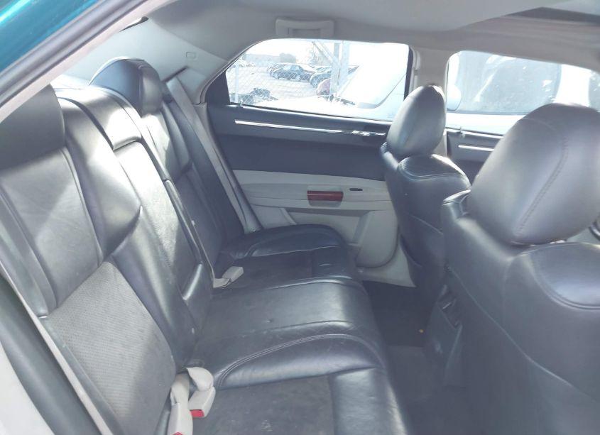 Photo 8 of 2006 Chrysler 300c N/A (VIN 2C3LA63H26H274646)