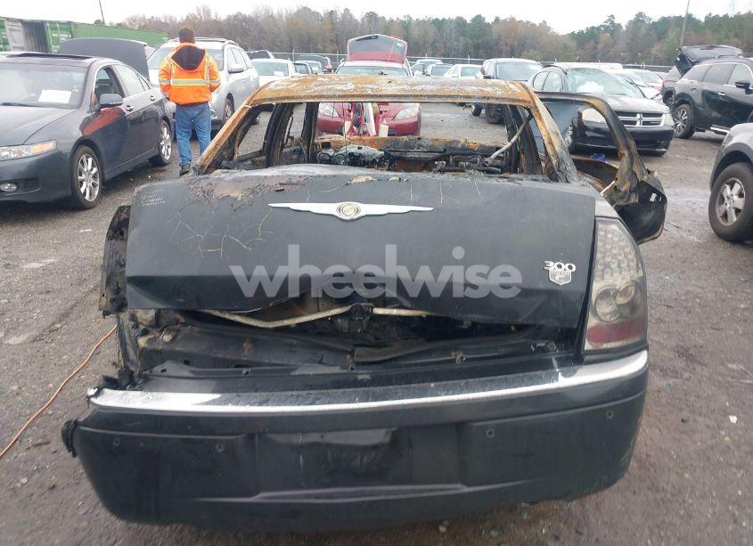 Photo 16 of 2007 Chrysler 300c N/A (VIN 2C3LA63H67H871459)