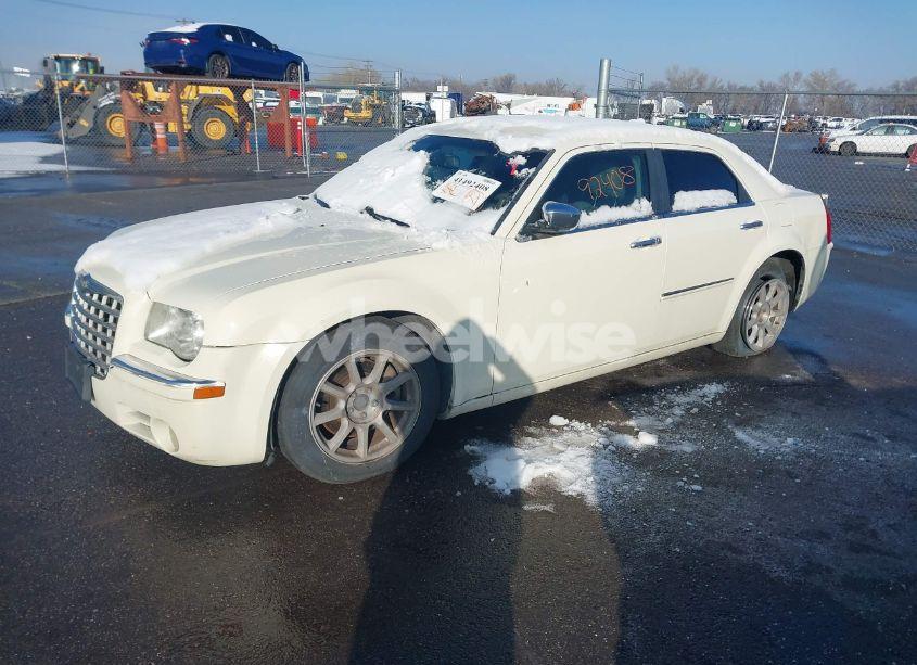 Photo 2 of 2008 Chrysler 300c HEMI (VIN 2C3LA63H68H229325)