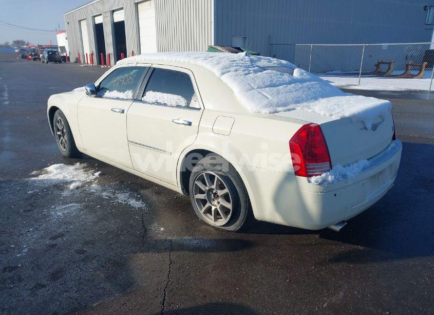 Photo 3 of 2008 Chrysler 300c HEMI (VIN 2C3LA63H68H229325)