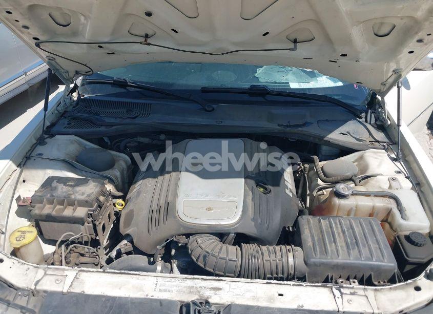 Photo 10 of 2006 Chrysler 300c N/A (VIN 2C3LA63H86H236242)