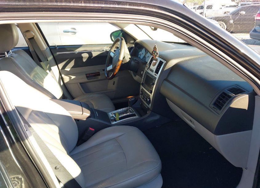 Photo 5 of 2006 Chrysler 300c N/A (VIN 2C3LA63H96H289726)