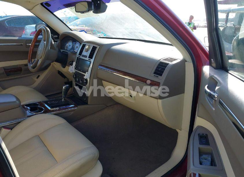 Photo 5 of 2009 Chrysler 300c HEMI (VIN 2C3LA63T69H629942)