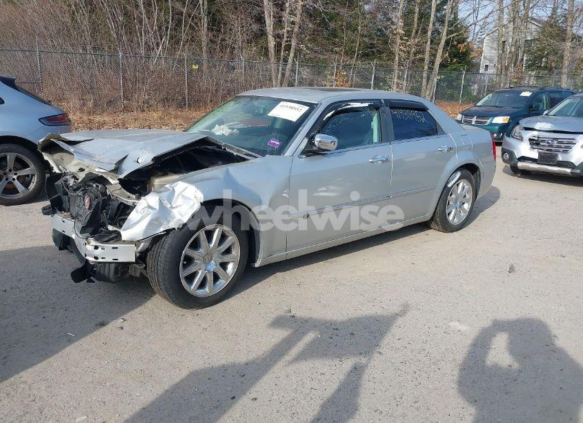 Photo 2 of 2009 Chrysler 300c HEMI (VIN 2C3LA63T79H618478)