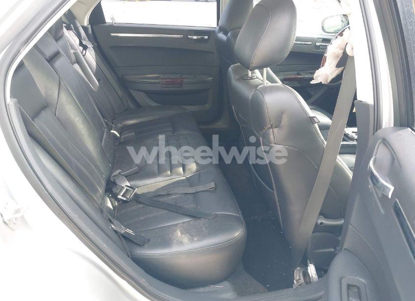 Photo 8 of 2009 Chrysler 300c HEMI (VIN 2C3LA63T79H618478)