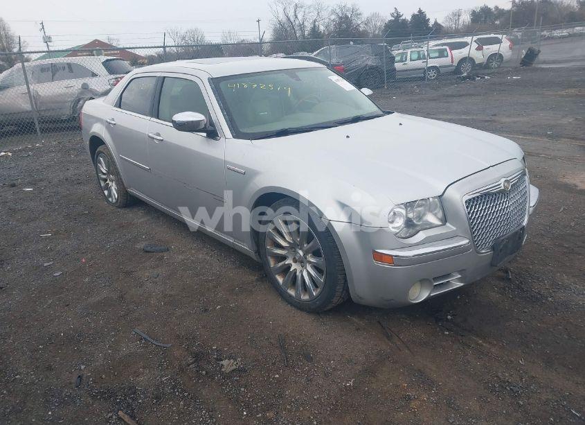 2009 Chrysler 300c HEMI (VIN 2C3LA63T89H622085) main photo
