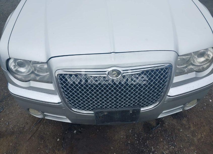 Photo 6 of 2009 Chrysler 300c HEMI (VIN 2C3LA63T89H622085)