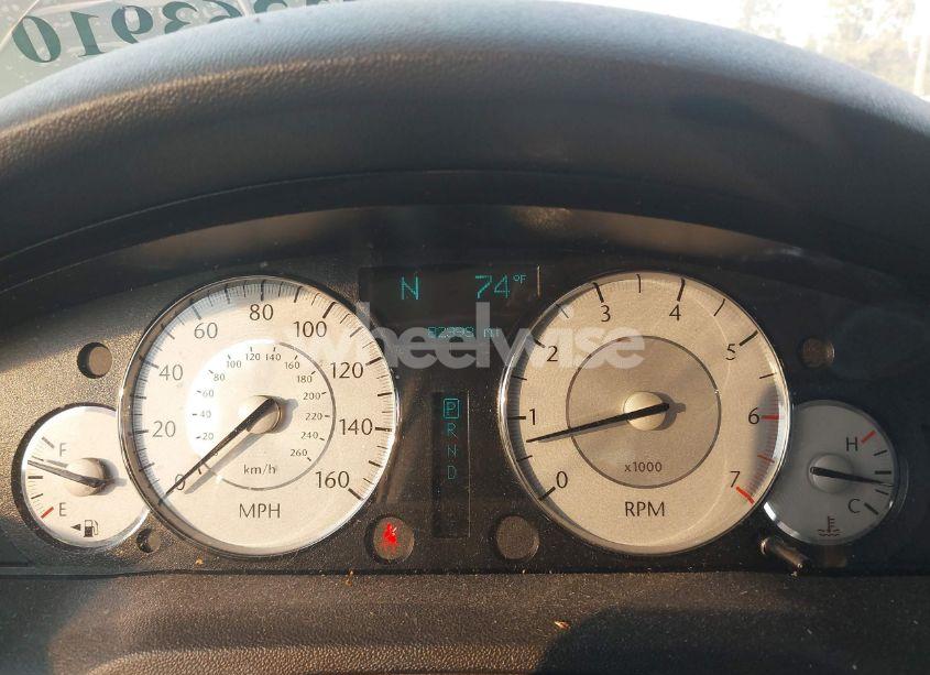 Photo 7 of 2009 Chrysler 300c HEMI (VIN 2C3LA63TX9H618474)