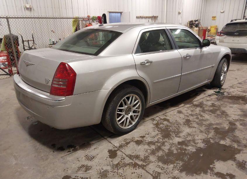 Photo 4 of 2007 Chrysler 300c N/A (VIN 2C3LK63H17H634505)