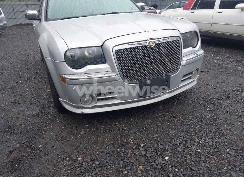 Photo 6 of 2007 Chrysler 300c N/A (VIN 2C3LK63H17H681761)