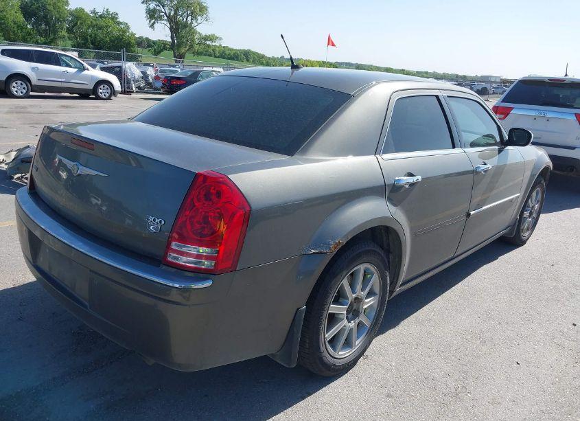 Photo 4 of 2008 Chrysler 300c N/A (VIN 2C3LK63H68H284144)