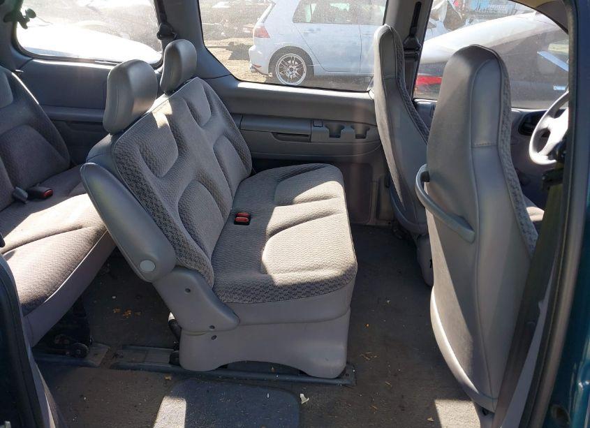 Photo 8 of 2000 Chrysler Voyager N/A (VIN 2C4FJ25B7YR898904)