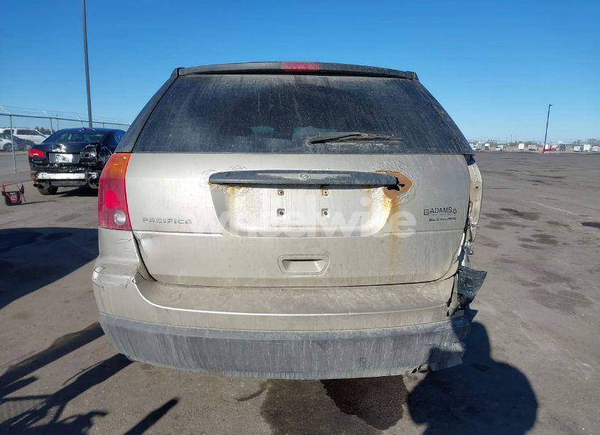 Photo 16 of 2005 Chrysler Pacifica N/A (VIN 2C4GF48455R491495)
