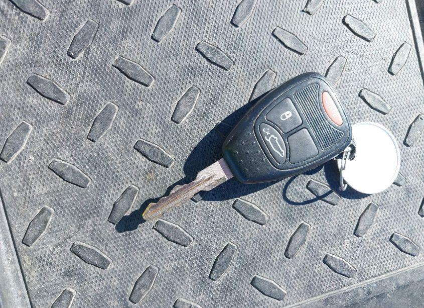 Photo 11 of 2005 Chrysler Pacifica TOURING (VIN 2C4GF684X5R370716)