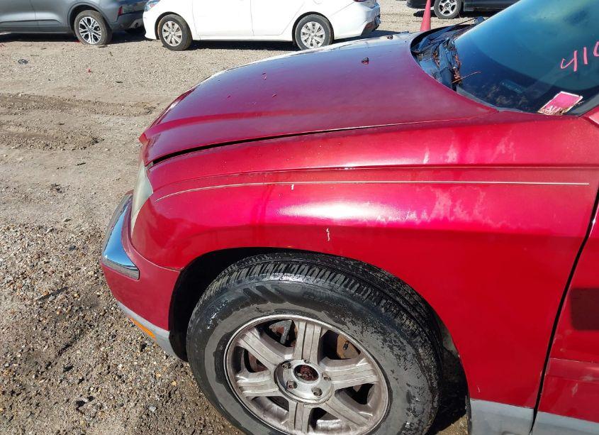 Photo 6 of 2005 Chrysler Pacifica TOURING (VIN 2C4GF684X5R370716)