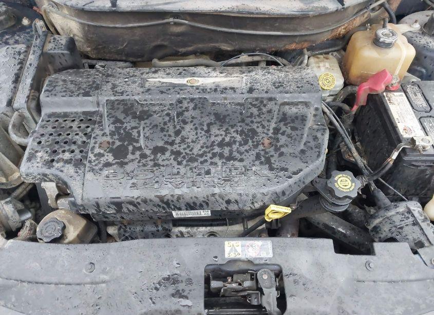 Photo 10 of 2005 Chrysler Pacifica TOURING (VIN 2C4GM68405R654572)