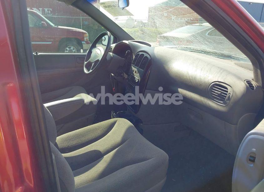 Photo 5 of 2002 Chrysler Town & COUNTRY EL (VIN 2C4GP34342R656792)