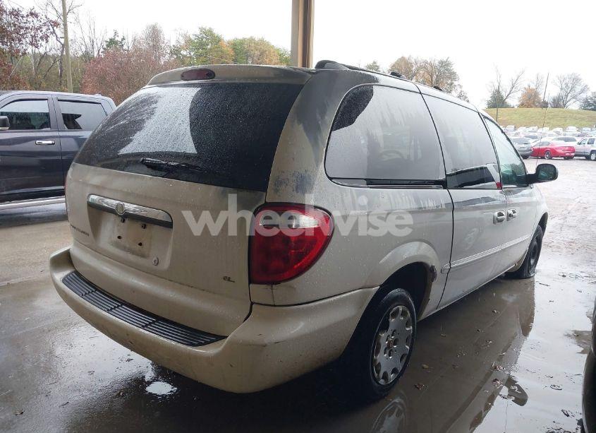 Photo 4 of 2002 Chrysler Town & COUNTRY EL (VIN 2C4GP34382R559739)