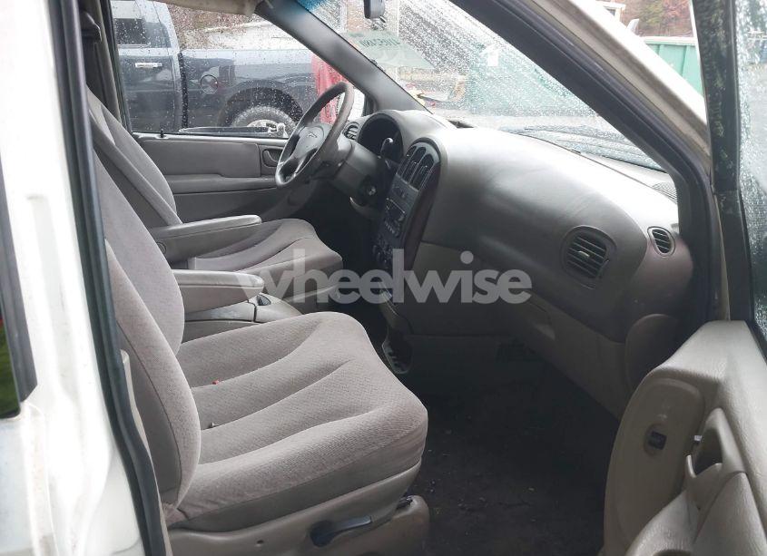 Photo 5 of 2002 Chrysler Town & COUNTRY EL (VIN 2C4GP34382R559739)