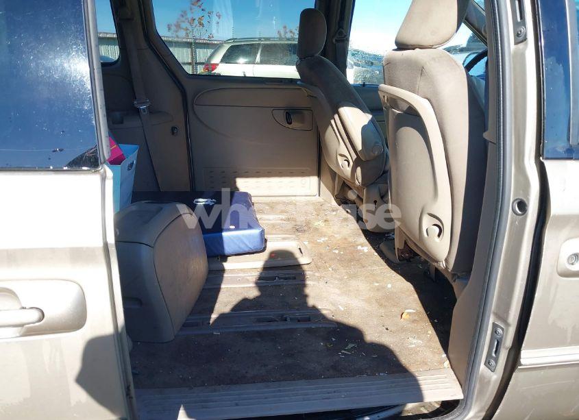 Photo 8 of 2002 Chrysler Town & COUNTRY LX (VIN 2C4GP44322R574839)