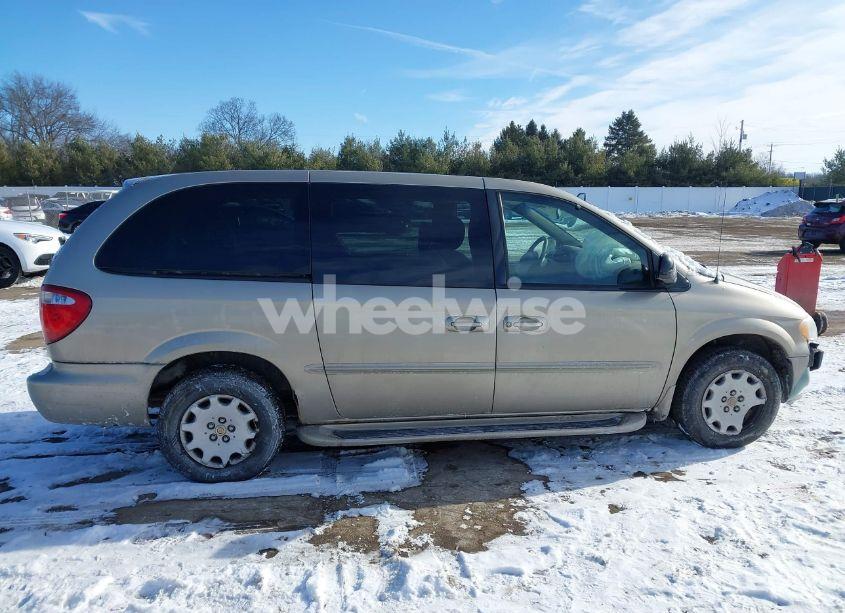 Photo 14 of 2002 Chrysler Town & COUNTRY LX (VIN 2C4GP44322R713142)