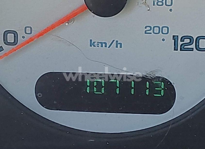 Photo 16 of 2002 Chrysler Town & COUNTRY LX (VIN 2C4GP44322R713142)