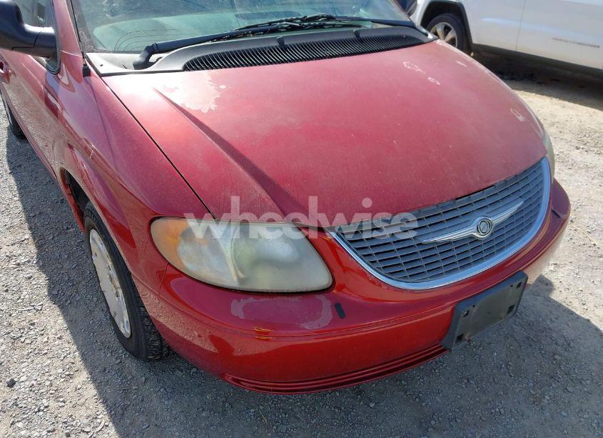 Photo 14 of 2001 Chrysler Town & COUNTRY LX (VIN 2C4GP44331R381047)