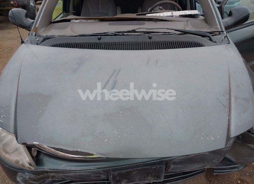 Photo 10 of 2002 Chrysler Town & COUNTRY LX (VIN 2C4GP44332R788433)