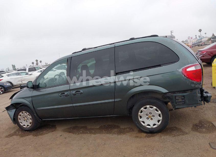Photo 14 of 2002 Chrysler Town & COUNTRY LX (VIN 2C4GP44332R788433)