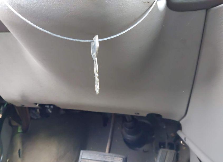 Photo 11 of 2003 Chrysler Town & COUNTRY LX (VIN 2C4GP44343R256383)