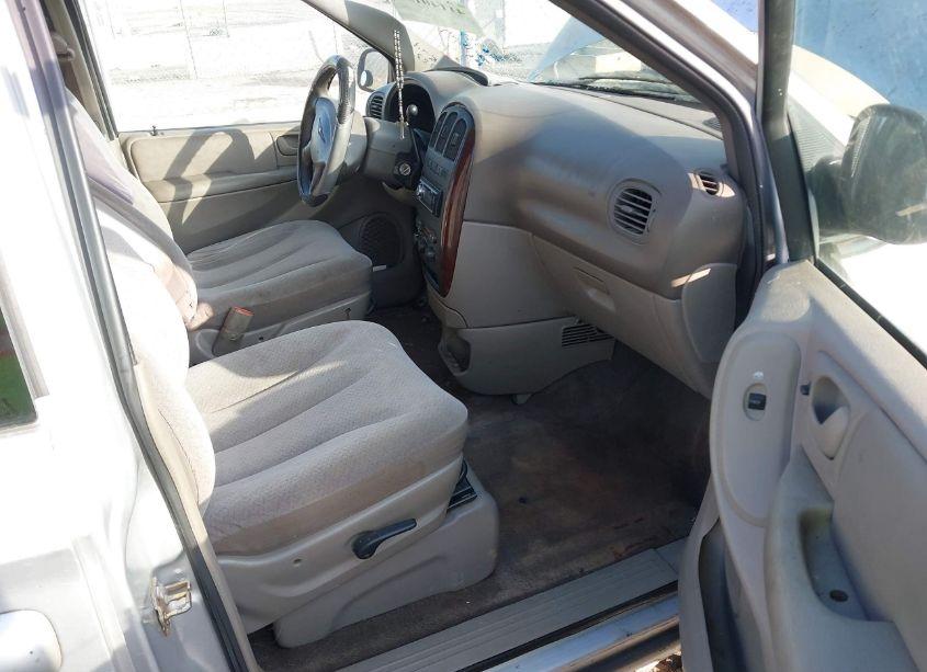 Photo 5 of 2003 Chrysler Town & COUNTRY LX (VIN 2C4GP44343R256383)