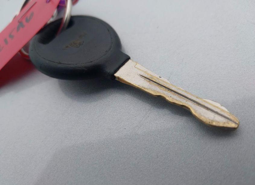 Photo 11 of 2002 Chrysler Town & COUNTRY LX (VIN 2C4GP44362R601086)