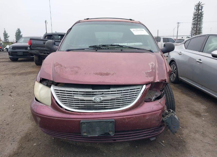 Photo 12 of 2002 Chrysler Town & COUNTRY LX (VIN 2C4GP44362R601086)