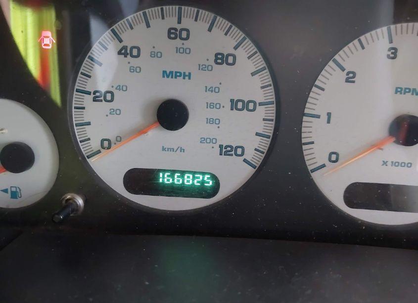 Photo 15 of 2002 Chrysler Town & COUNTRY LX (VIN 2C4GP44362R601086)