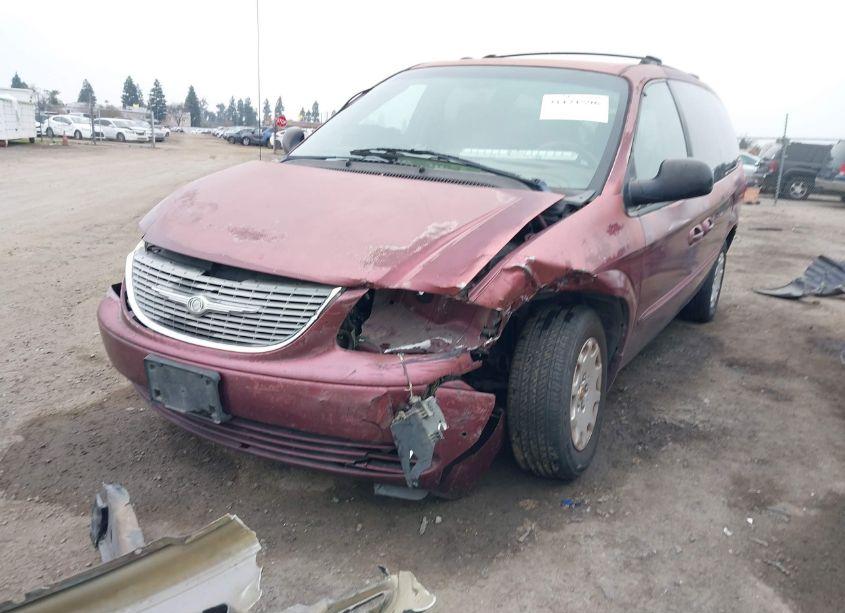 Photo 2 of 2002 Chrysler Town & COUNTRY LX (VIN 2C4GP44362R601086)