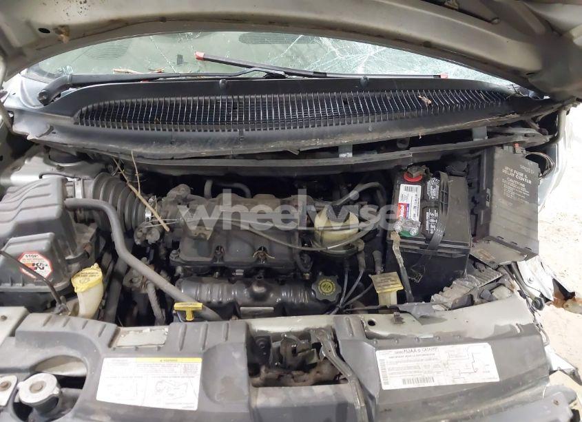 Photo 10 of 2003 Chrysler Town & COUNTRY LX (VIN 2C4GP44363R234014)