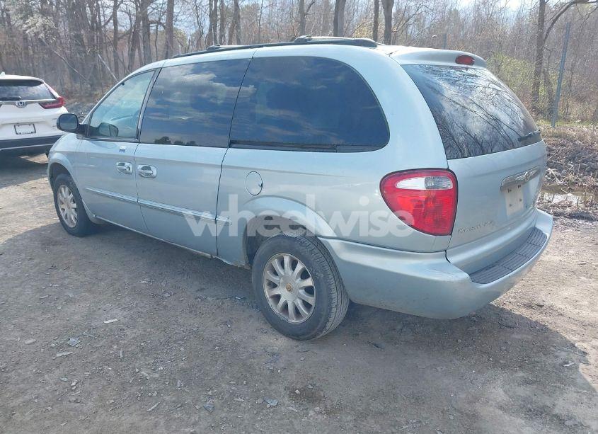 Photo 3 of 2002 Chrysler Town & COUNTRY LX (VIN 2C4GP44372R576005)