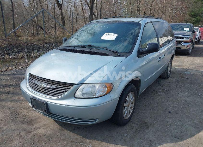 Photo 6 of 2002 Chrysler Town & COUNTRY LX (VIN 2C4GP44372R576005)