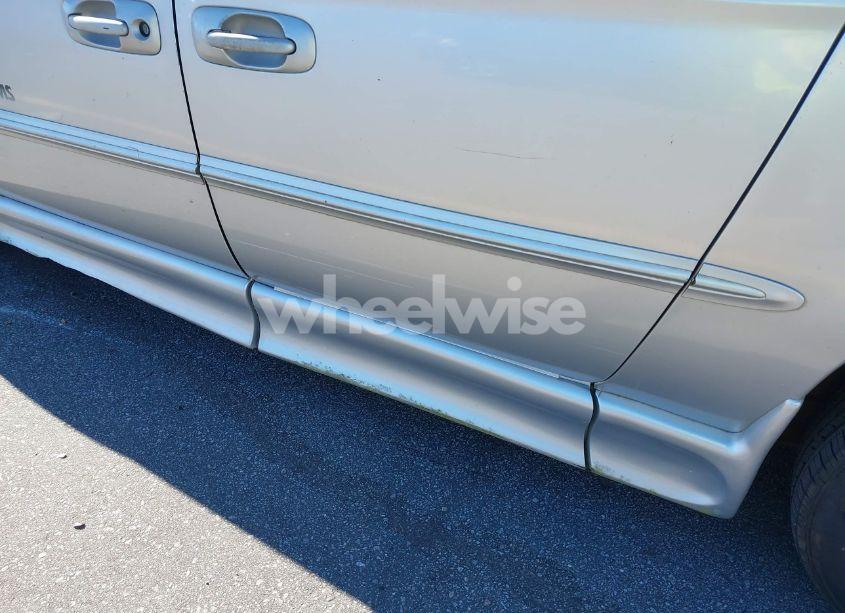 Photo 6 of 2002 Chrysler Town & COUNTRY LX (VIN 2C4GP44372R772929)